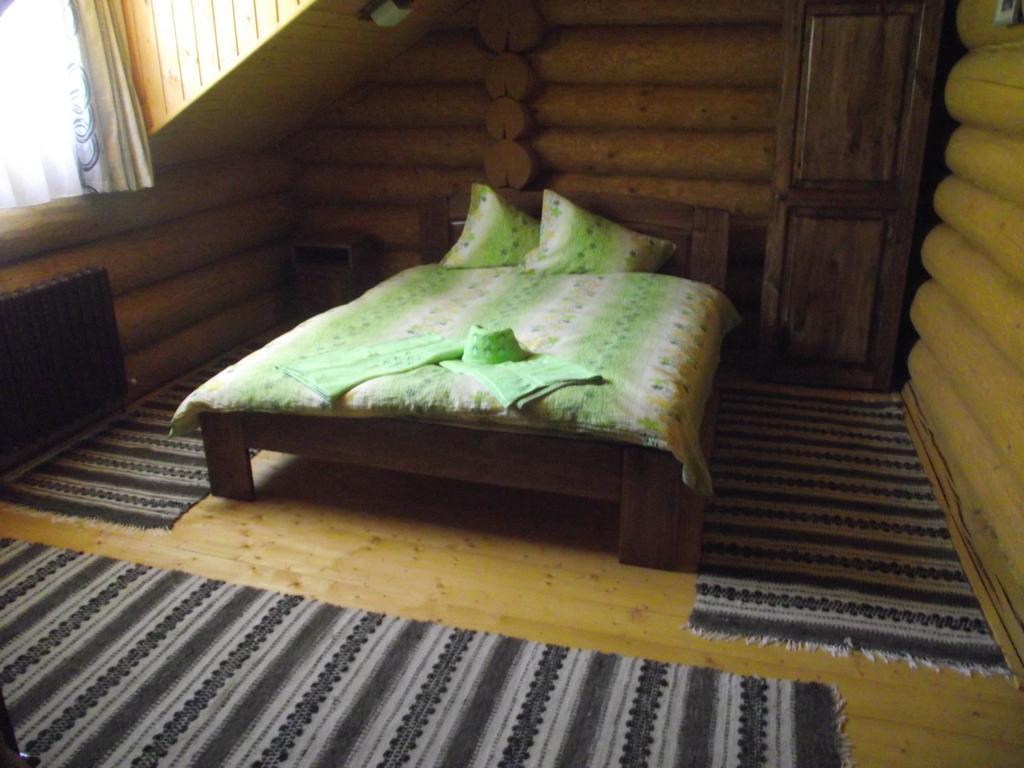 Cabana Piatra Runcului Vatra Moldovitei Phòng bức ảnh